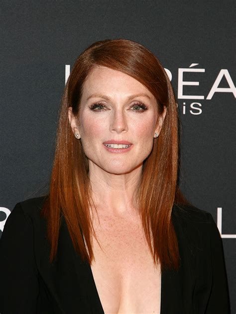 Julianne Moore ass Search